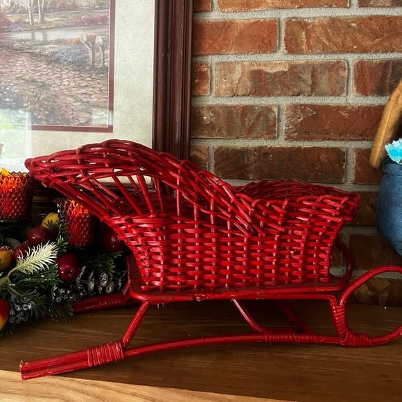 ❤️ Rare Vintage 1974 Red Wicker Basket Woven Christmas Sleigh 19” - Picture 5 of 6